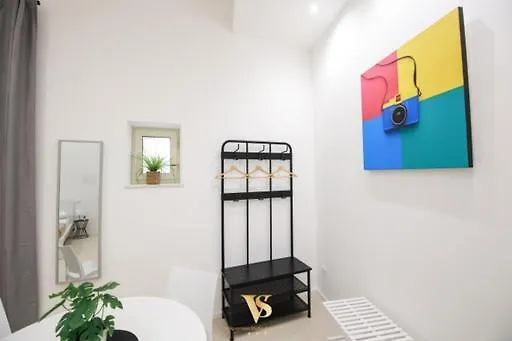Bed & Breakfast Valguarnera Suites & Apartments Palermo Italy