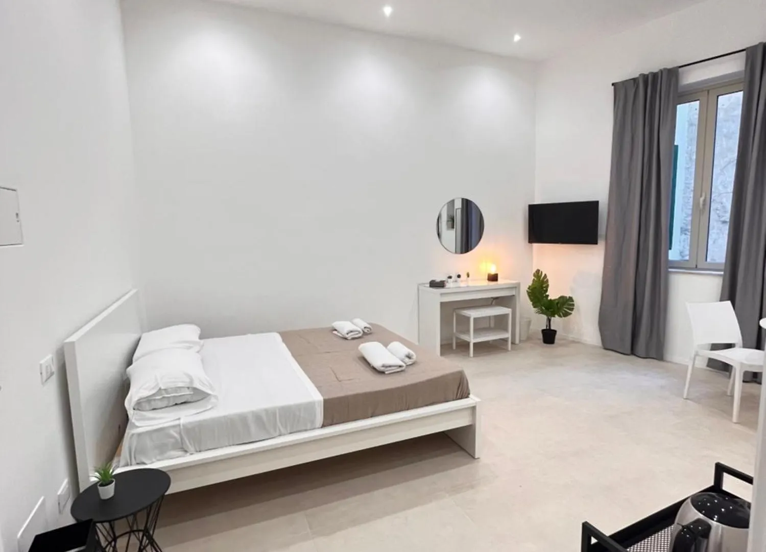 Valguarnera Suites & Apartments Palermo Bed & Breakfast